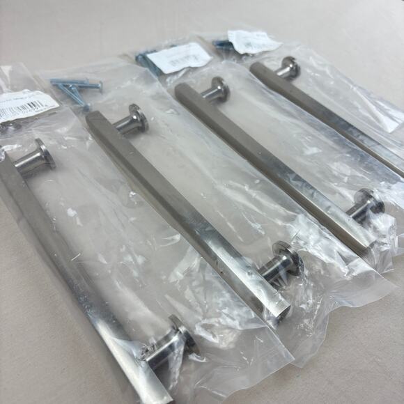 4 Pack Emtek Freestone 6" Bar Cabinet Pull Satin Nickle Urban Modern 86455US15 - Picture 6 of 10